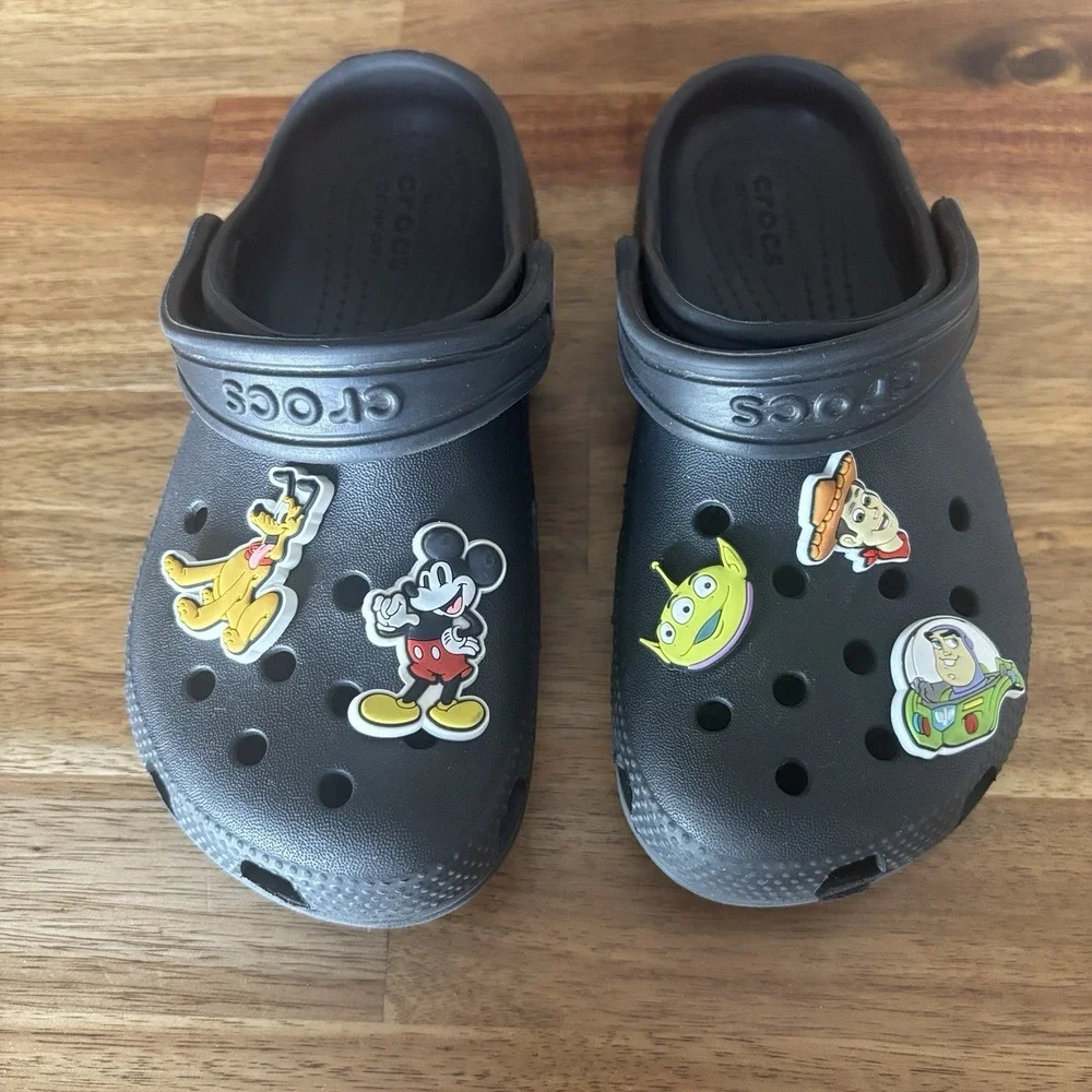 CROCS Clog Kids Size C13 Black Toy Story‎ Charms Sheriff Woody Buzz Mickey Pluto